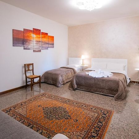 Vitti's Home Verona Esterno foto